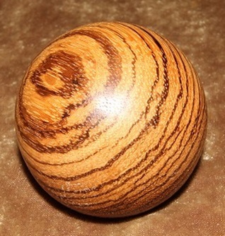 木製シフトノブ(材質：ゼブラウッド）12x1.25mm（SP-56.5D53.8L)　_材質：ゼブラウッド（斜めの杢目）