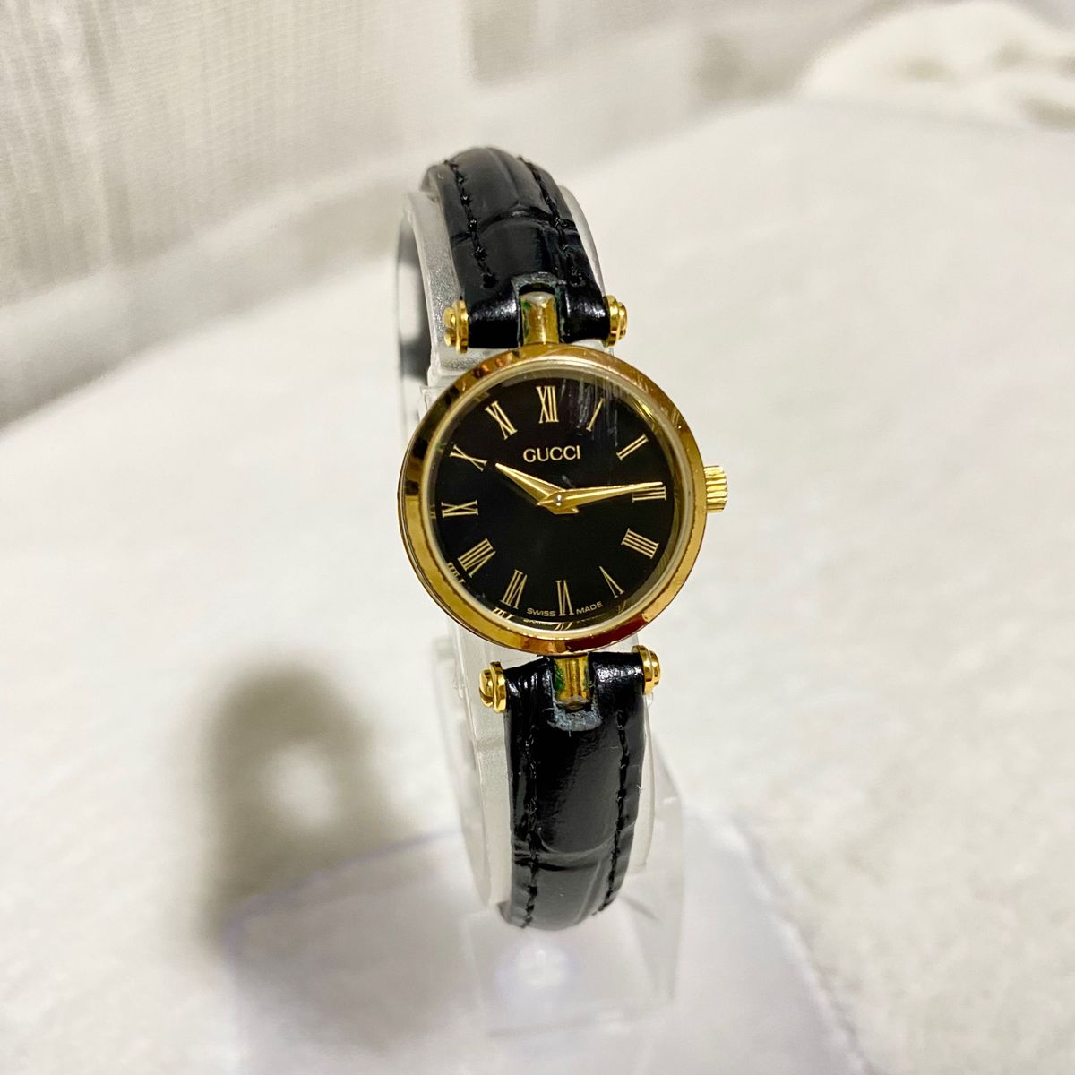 GUCCI グッチ 黒文字盤 ラウンド BAY レディース腕時計 KRK GUCCI グッチ 黒文字盤 ラウンド BAY レディース腕時計 KRK
