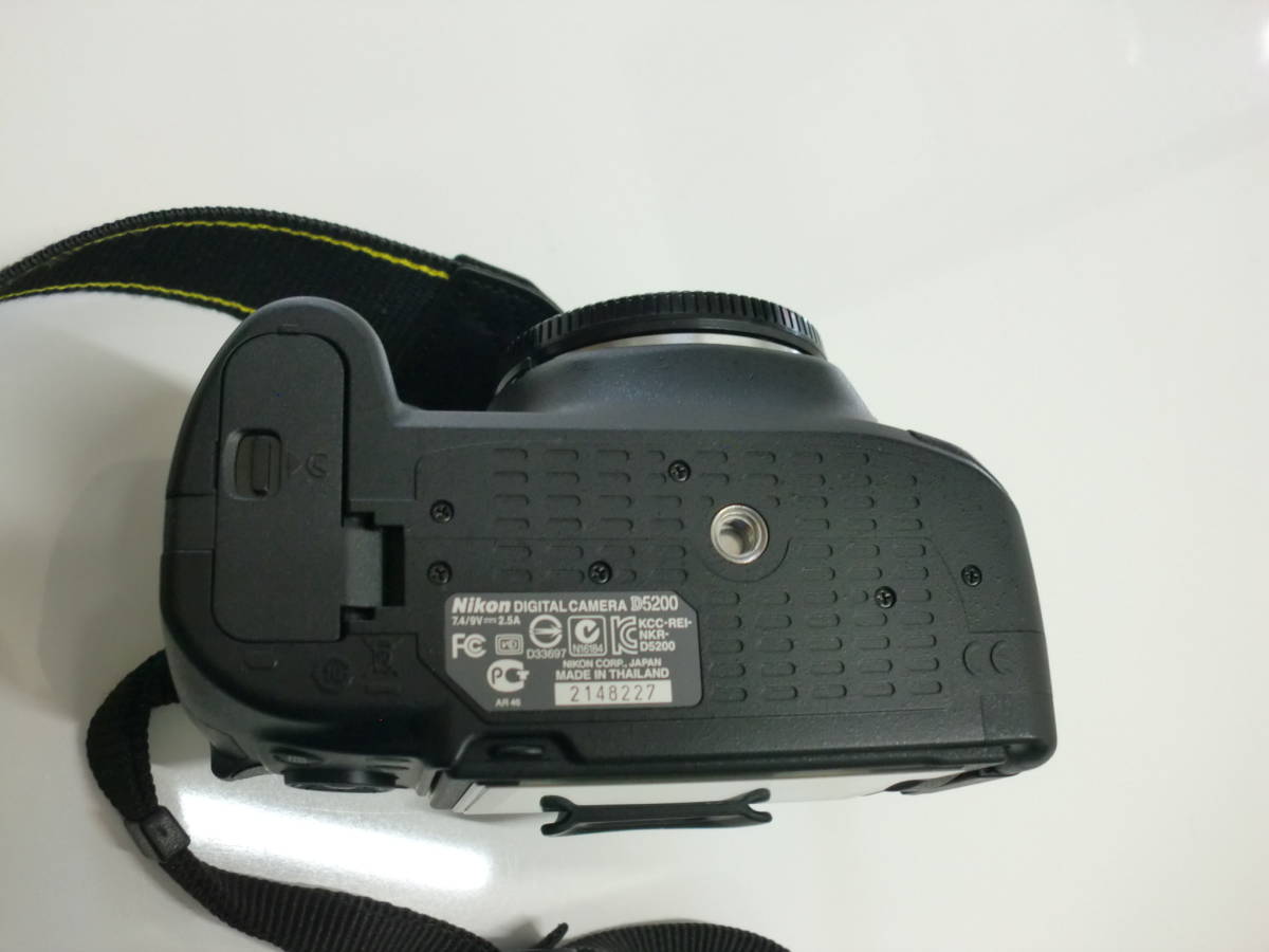 NIKON ニコン　D5200　デジタル一眼レフカメラ（ボディ） 　箱付き_画像8