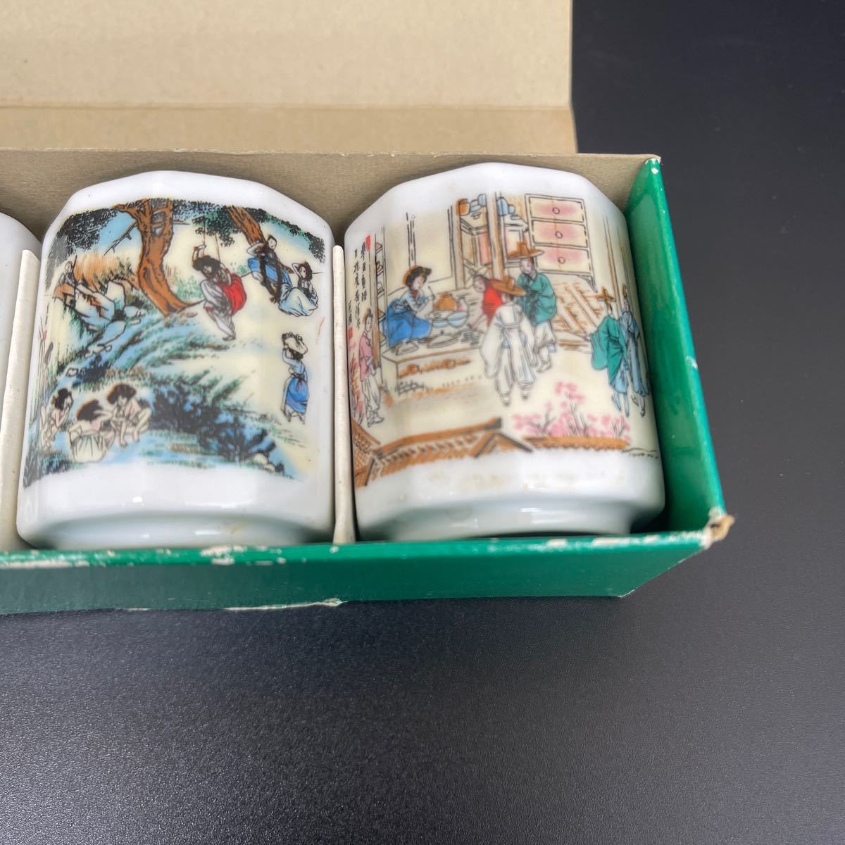 Y12281556 Korean Folklore Picture 5PCS レトロ ビンテージ　掘り出し物　韓国土産物　オールド　おちょこ？ コレクション 保管品_画像7