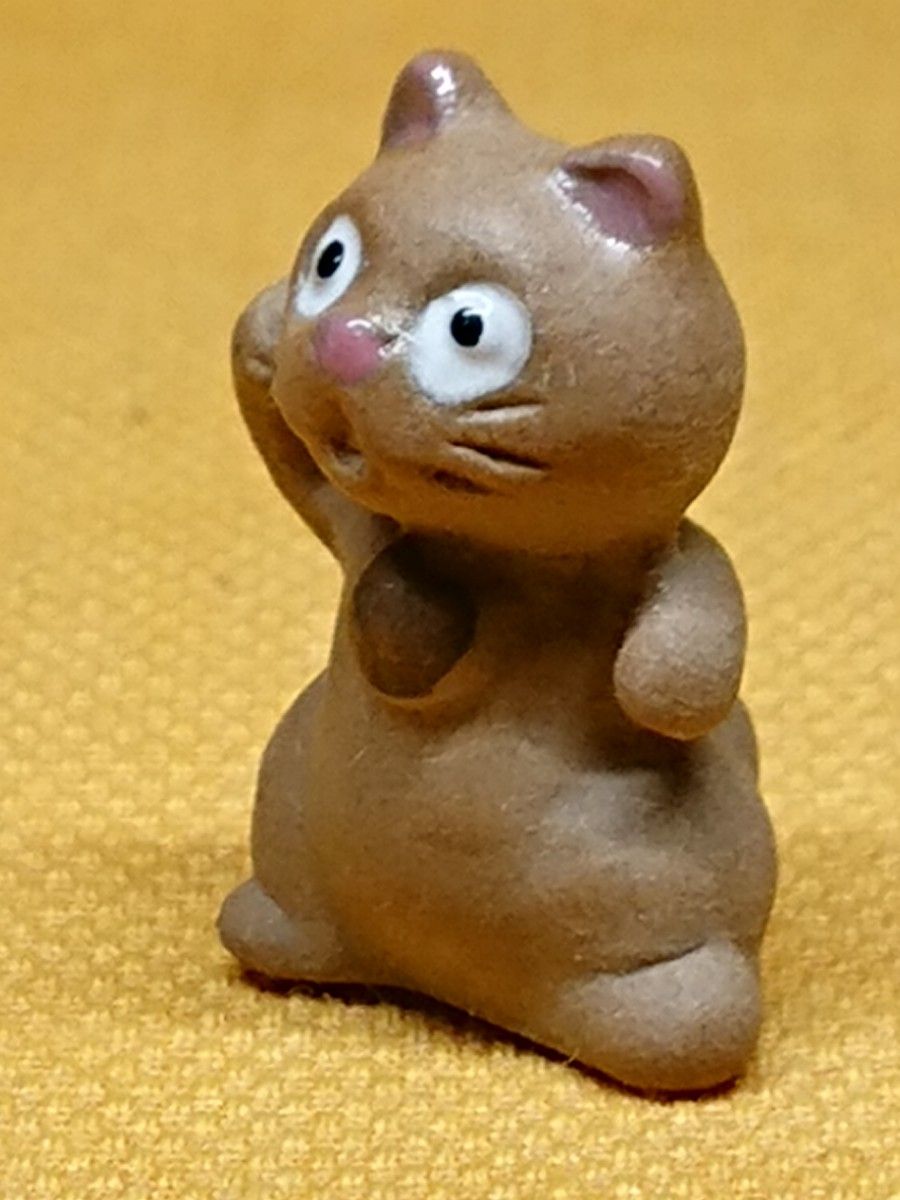 美品】ねこ とら 陶器 オブジェ 置物 インテリア 工芸品 美術品 A3327