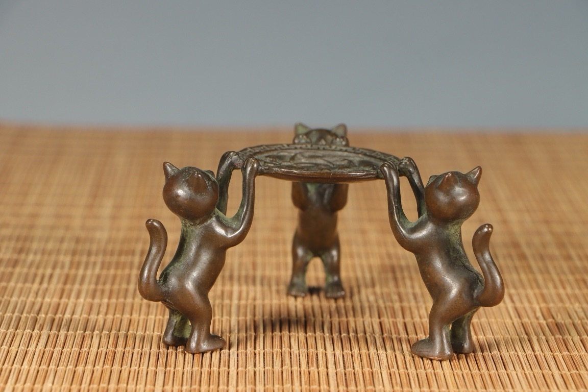 【銅物置 銅飾り】銅猫ネコ 銅製 銅 重さ108 g 古美術 古董 骨董 美品 唐物 古銅