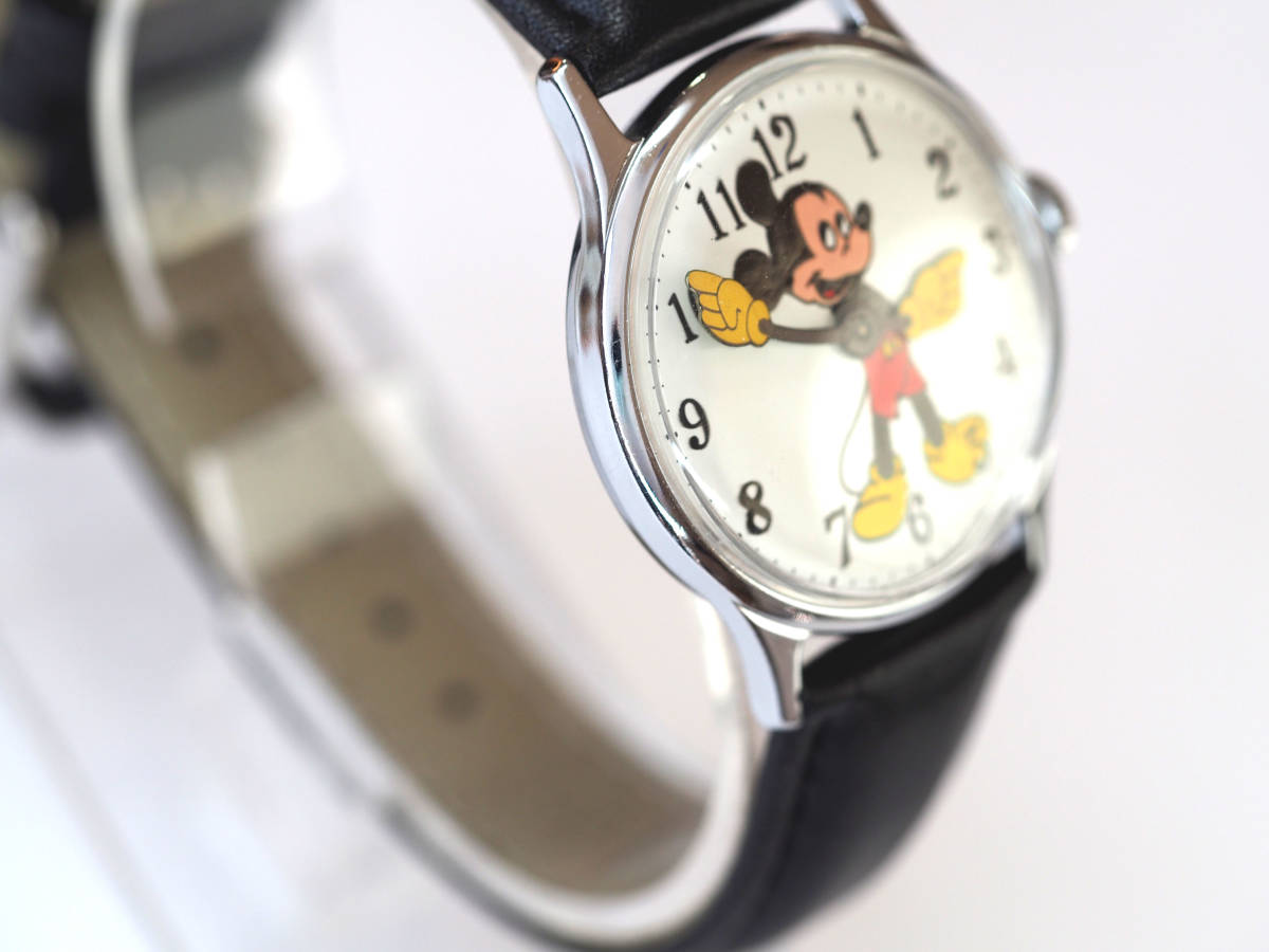 整備済 稼働 ミッキーマウス 機械式 手巻き 腕時計 新品ベルト 希少レア 1960年代 ディズニー INGERSOLL インガーソル Mickey Mouseの画像6