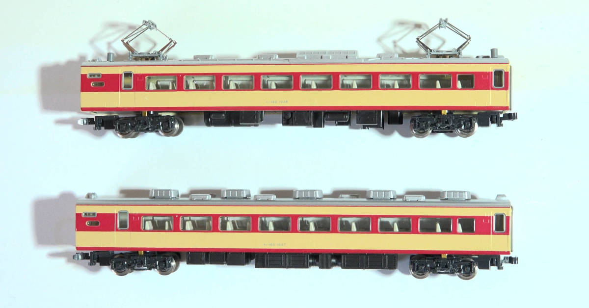 【F3O043】KATO「モハ182」「モハ183」1000番台〈国鉄特急色〉計2両 ケースなし 183系特急形電車 中古Nゲージ ジャンク_画像4