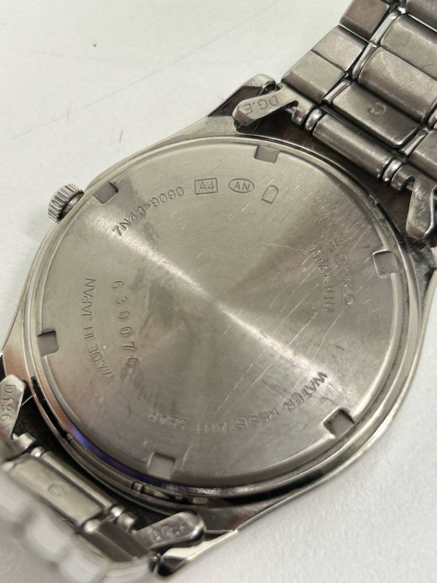 H0512-37 1252【1円スタート】 腕時計　セイコー　SEIKO　チタニウム　TITANIUM　7N43-9090　デイデイト　クォーツ　メンズ_画像7