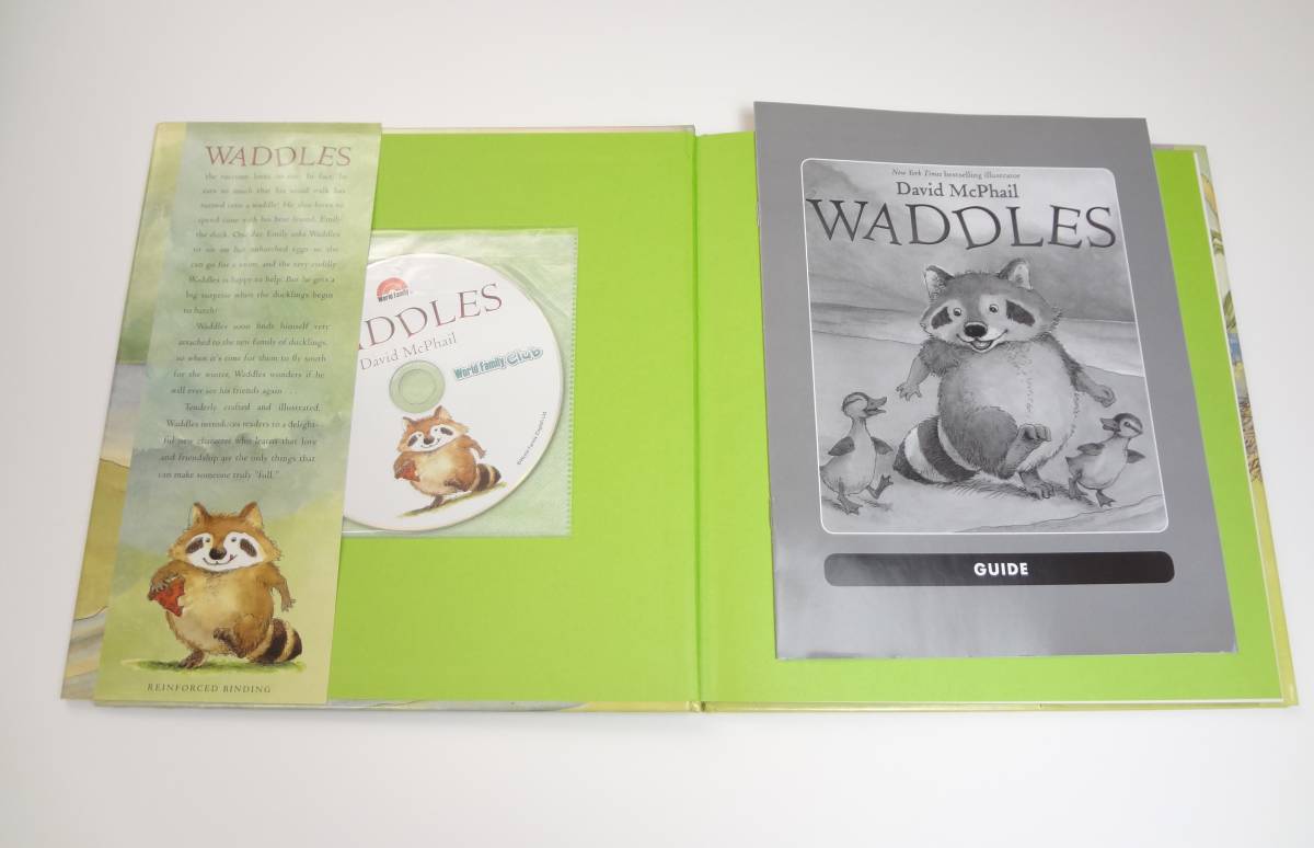 [ English ]CD attaching!* racoon * world Family *Waddles*David McPhail* foreign book picture book [A]