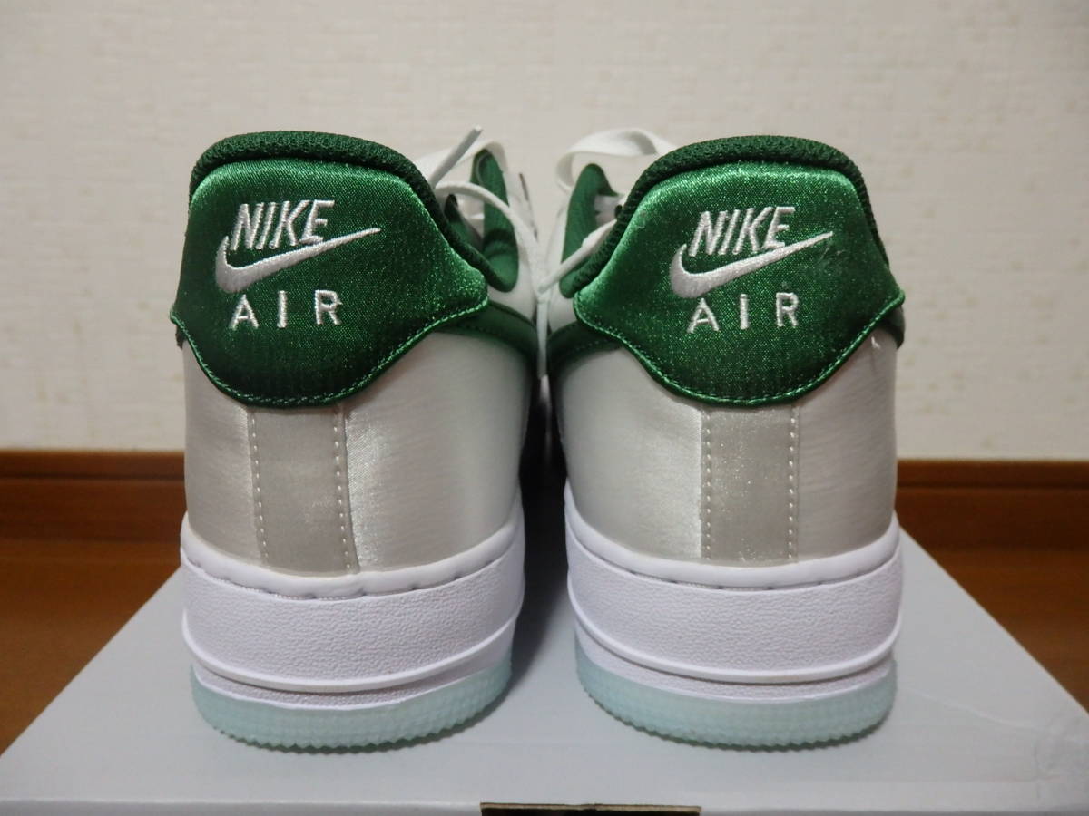 即決☆レア！限定！♪新品 NIKE ナイキスニーカー WMNS AIR FORCE 1 LOW '07 ESS SNKR エアフォース１ ロー サテン 26.0cm♪25周年♪40周年_画像4