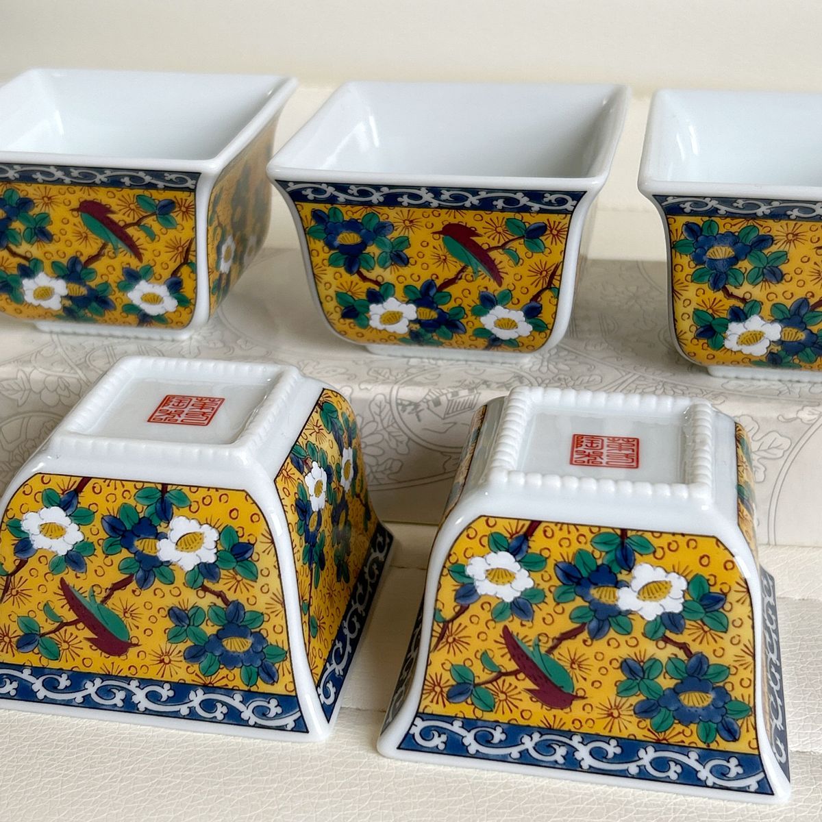 第一陶器 黄地花鳥 角小鉢 5枚セット 和食器 絵皿 色絵 角皿 第一陶器 黄地花鳥 角小鉢 5枚セット 和食器 絵皿 色絵 角皿