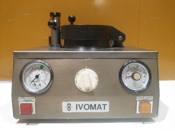 【1円スタート！】Ivoclar イボクラール イボマット IVOMAT 加圧重合器 Typ IP2 歯科技工 動作良好 A9780_画像2