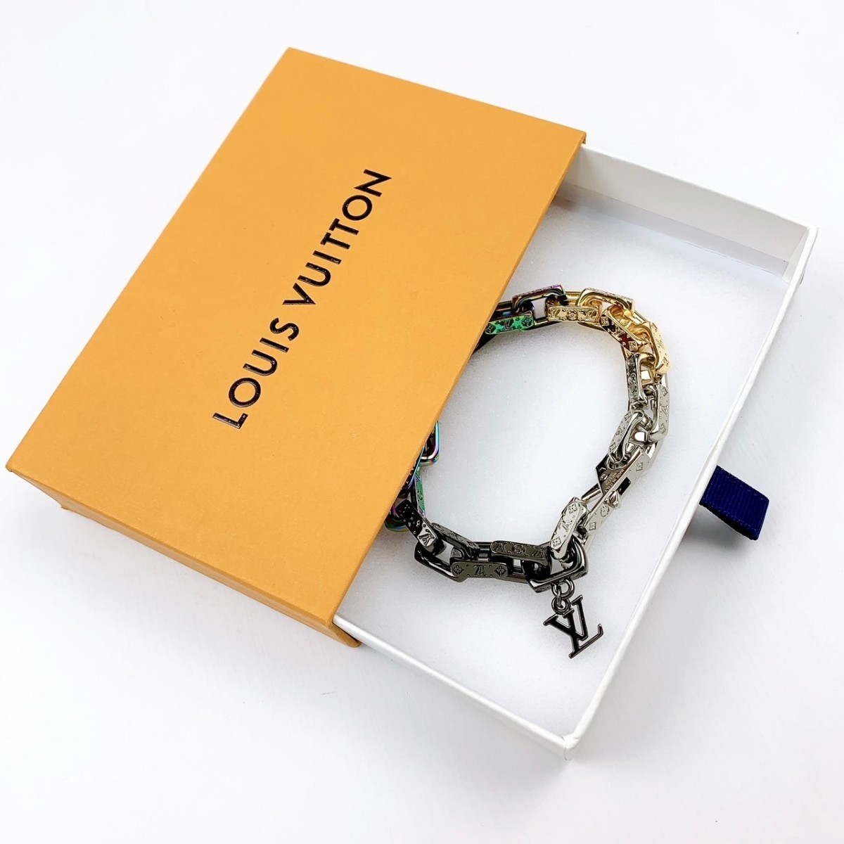 1円 ルイヴィトン ◇極美品◇ LOUIS VUITTON ブラスレ・LV 1円 ルイヴィトン ◇極美品◇ LOUIS VUITTON ブラスレ・LV