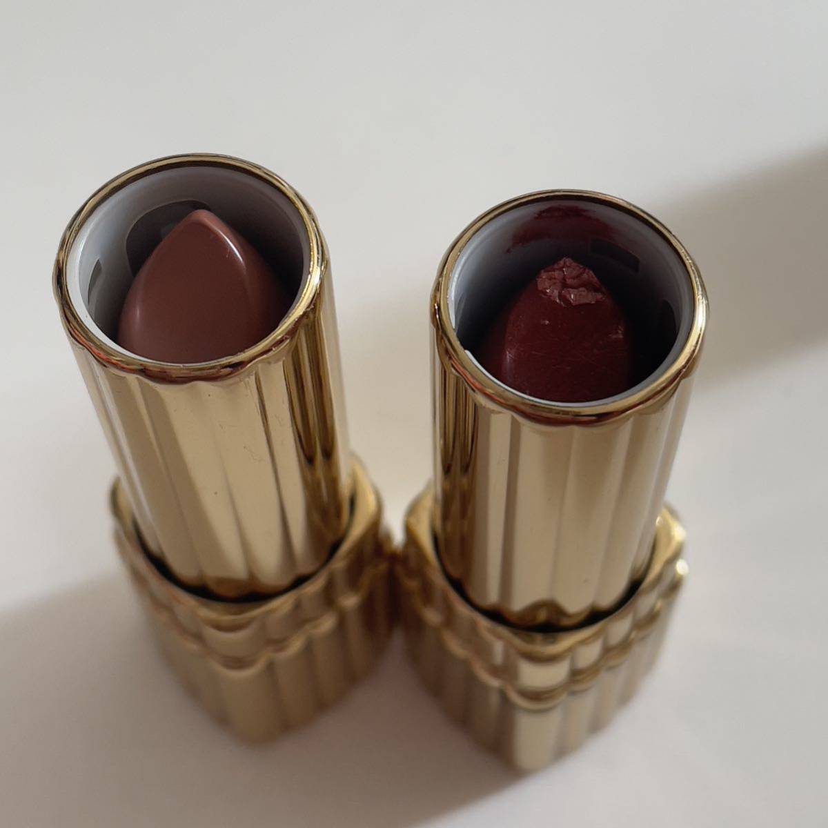 ESTEE LAUDER estilo -da-TRUE lipstick T20,T23 2 point set 