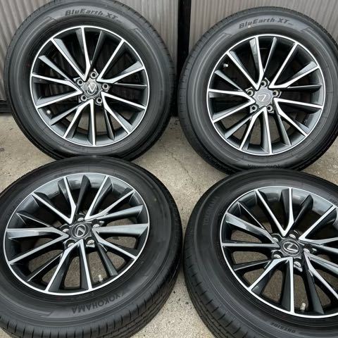 レクサス　NX250 純正　18×7.5J ＋35 ヨコハマ　ブルーアースXT AE61 235/60R18 103H 2022年製　タイヤ ホイールセット 4本_画像1