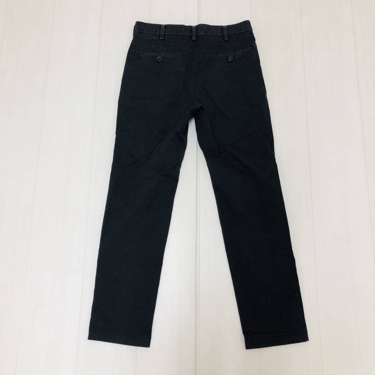 k2514 UNIQLO ユニクロ パンツ 綿混 ポケット W73 黒 無地 メンズ シンプル 古着 USED シンプル 万能 ベーシックカジュアルスタイル _画像2