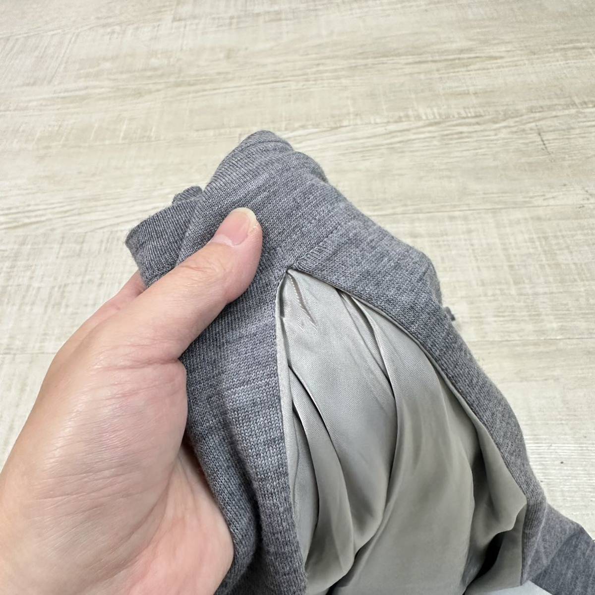 【極美品】SACAI サカイ カーディガン ウール フレア ドッキング 異素材 【極美品】SACAI サカイ カーディガン ウール フレア ドッキング 異素材