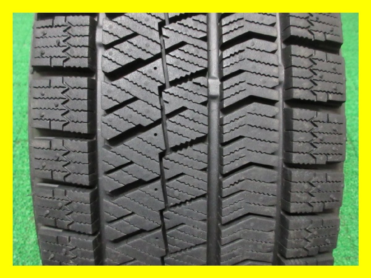 Y555【送料無料】185/55R15 ほぼ新品溝 ♪ イボ付 ♪ ブリヂストン スタッドレス VRX2 ♪ 21年 4本 激安 ノート フィット マーチ bB デミオ_画像6