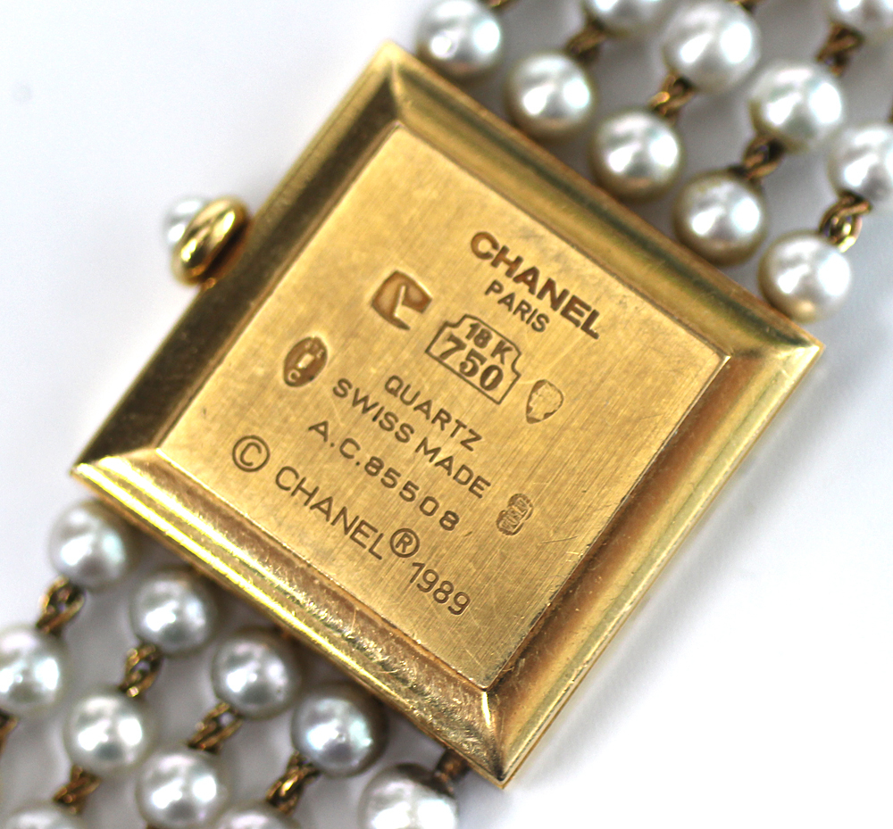 [CHANEL] Chanel H0007mado moa zeru pearl pearl wristwatch K18YG yellow gold / pearl 