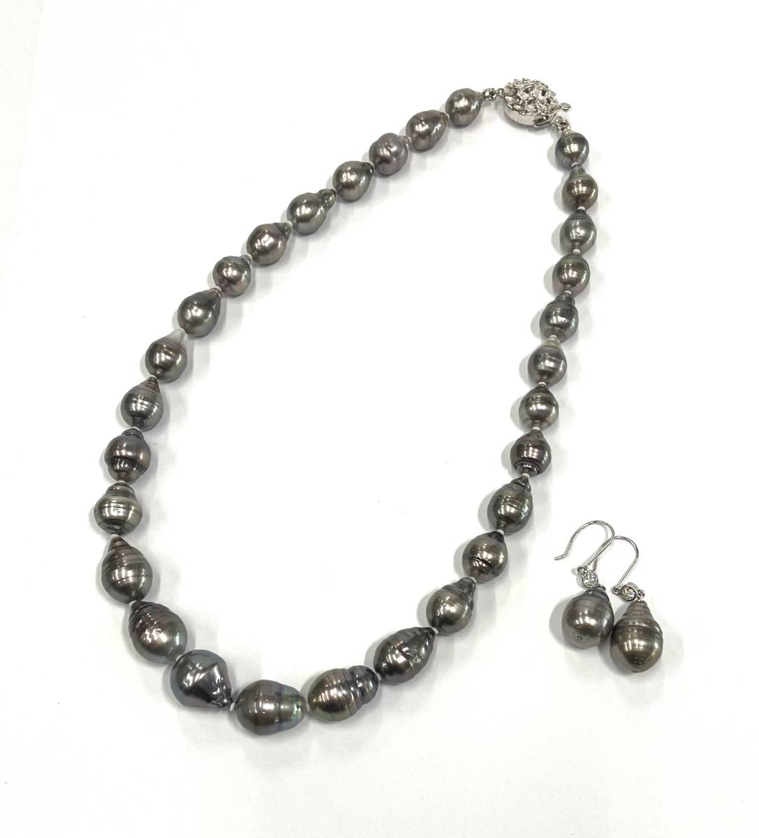 【黒蝶真珠 ドロップ】約 9.0mm～12.5mm　ネックレス　金具 シルバー / 約 11.2mm　Pt900 ダイヤモンド 0.15ct×2　ピアス　セット_画像1