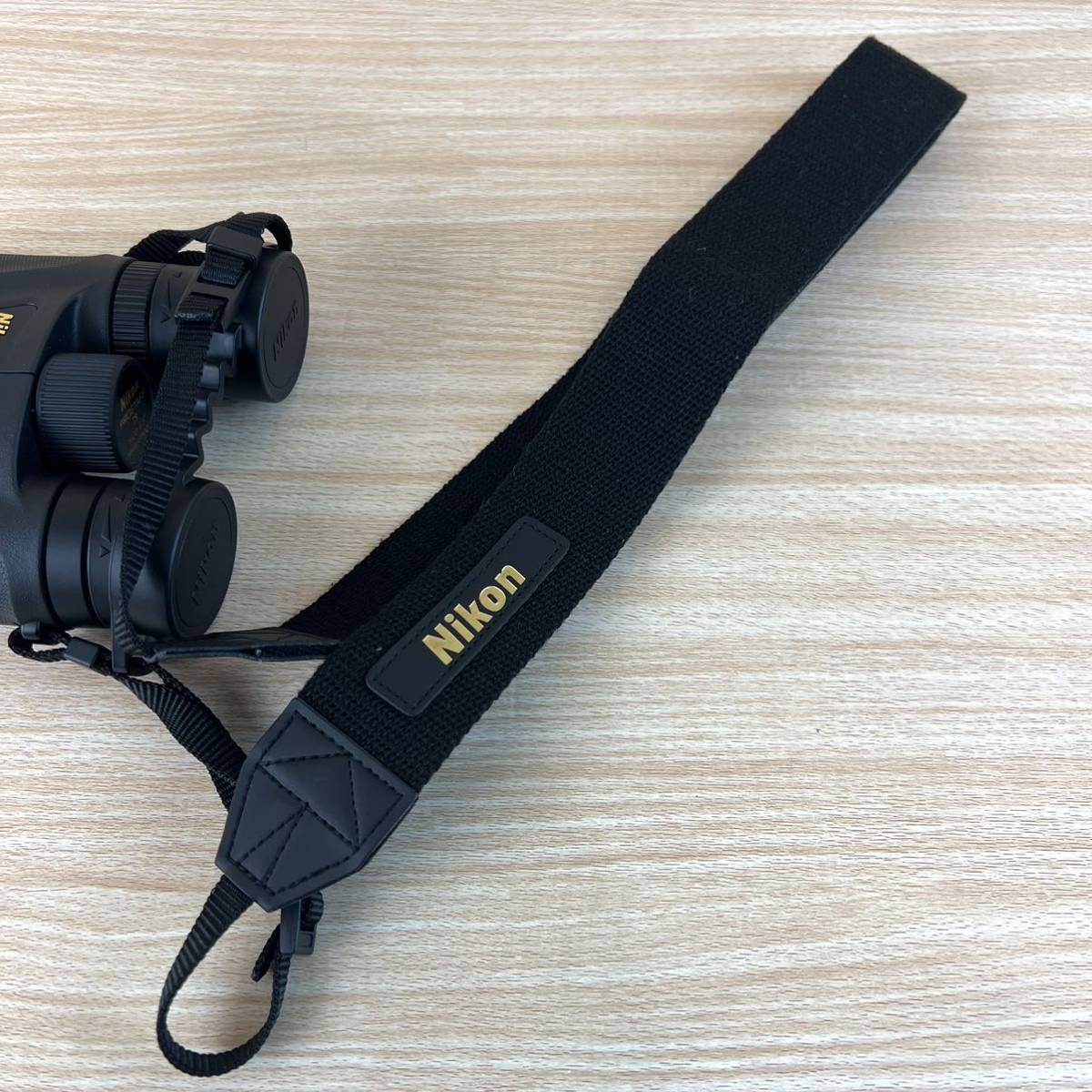 【美品 高機能】Nikon PROSTAFF 7S 8×30 黒 双眼鏡 ニコン プロスタッフ 望遠鏡 黒 ダハプリズム 防水 ウォータープルーフ_画像7