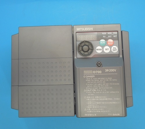 FR-D720-3.7K 三相200Vインバーター 三菱電機 ランクA中古品 FR-D720-3.7K 三相200Vインバーター 三菱電機 ランクA中古品