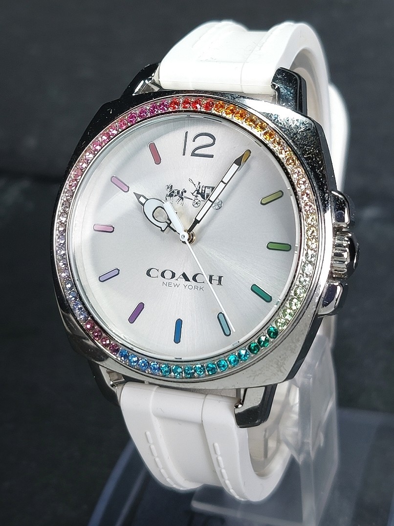 COACH コーチ NEW YORK ニューヨーク CA.43.7.14.1247S アナログ 腕時計 ホワイト ラバーベルト ステンレス 新品電池交換済み 動作確認済み_画像3