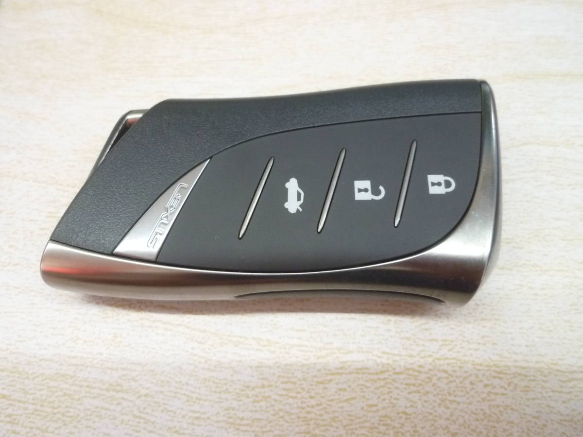 『TSN1120』レクサス　LEXUS　LS500　スマートキー　カードキー　30年式　【VXFA50】231451-0440【動作確認済】_画像2