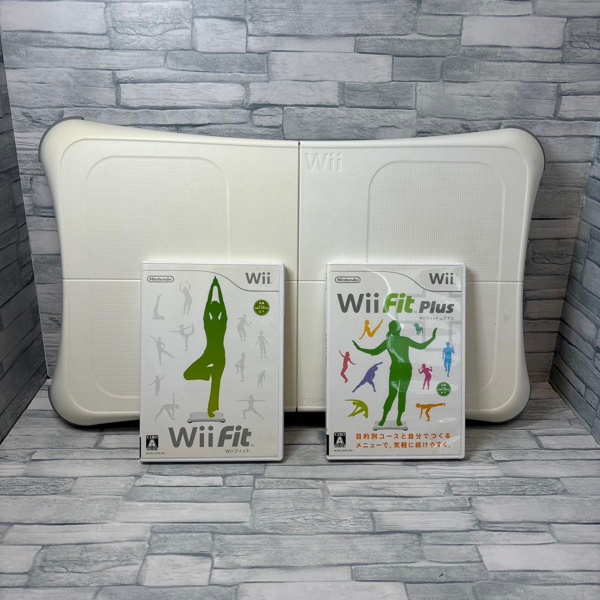 Wii】 Wii Fit Plus バランスWiiボードセット 外箱無し Wiifit Wii】 Wii Fit Plus バランスWiiボードセット 外箱無し Wiifit