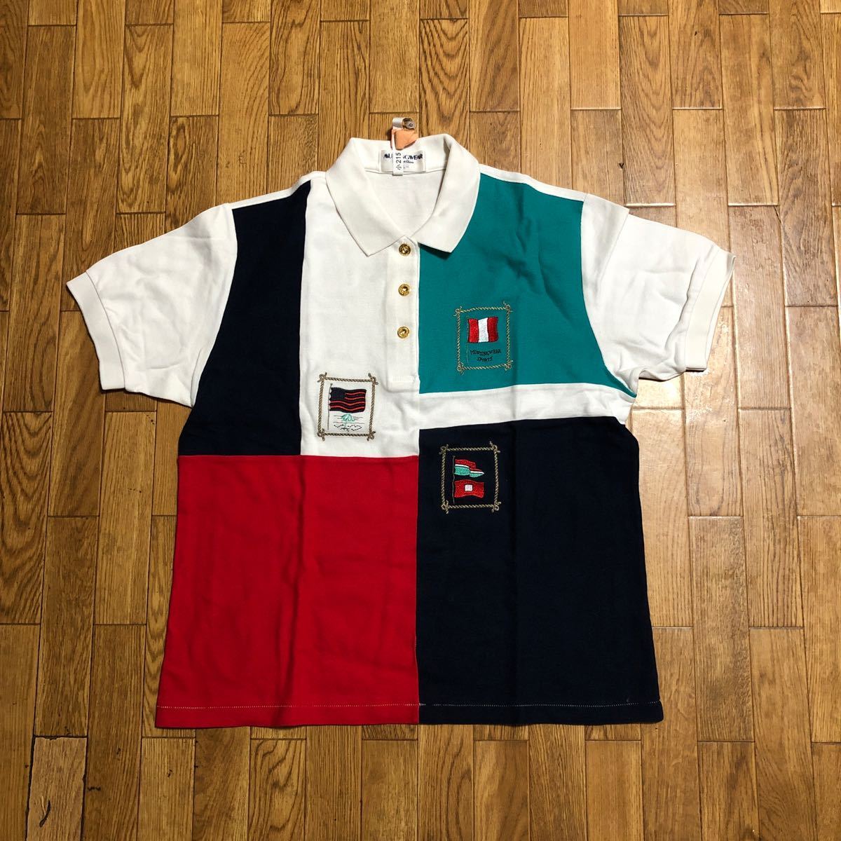 日本製 Munsingwear レディース ポロシャツ 白 Lサイズ ゴルフ マンシングウェア 金ボタン_画像1
