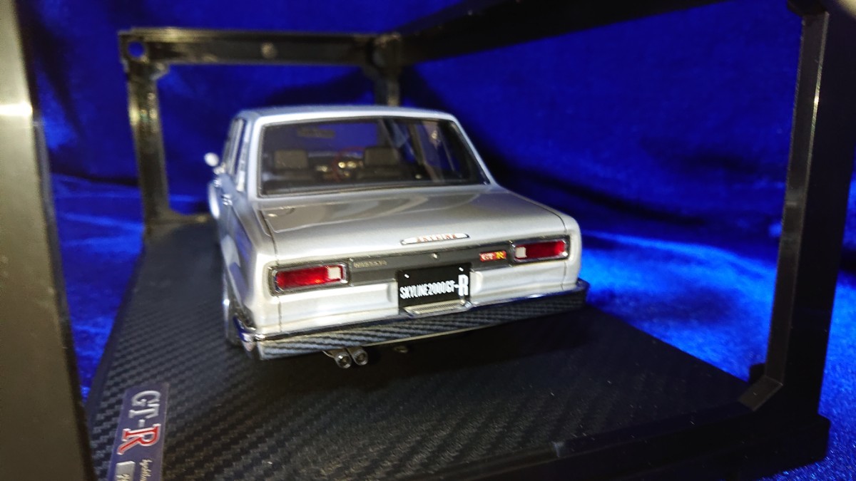 1/18 イグニッションモデル Ignition model NISSAN SKYLINE 2000 GT-R PGC10 4Door Silver IG0749 日産 スカイライン ハコスカ ワタナベ_画像4