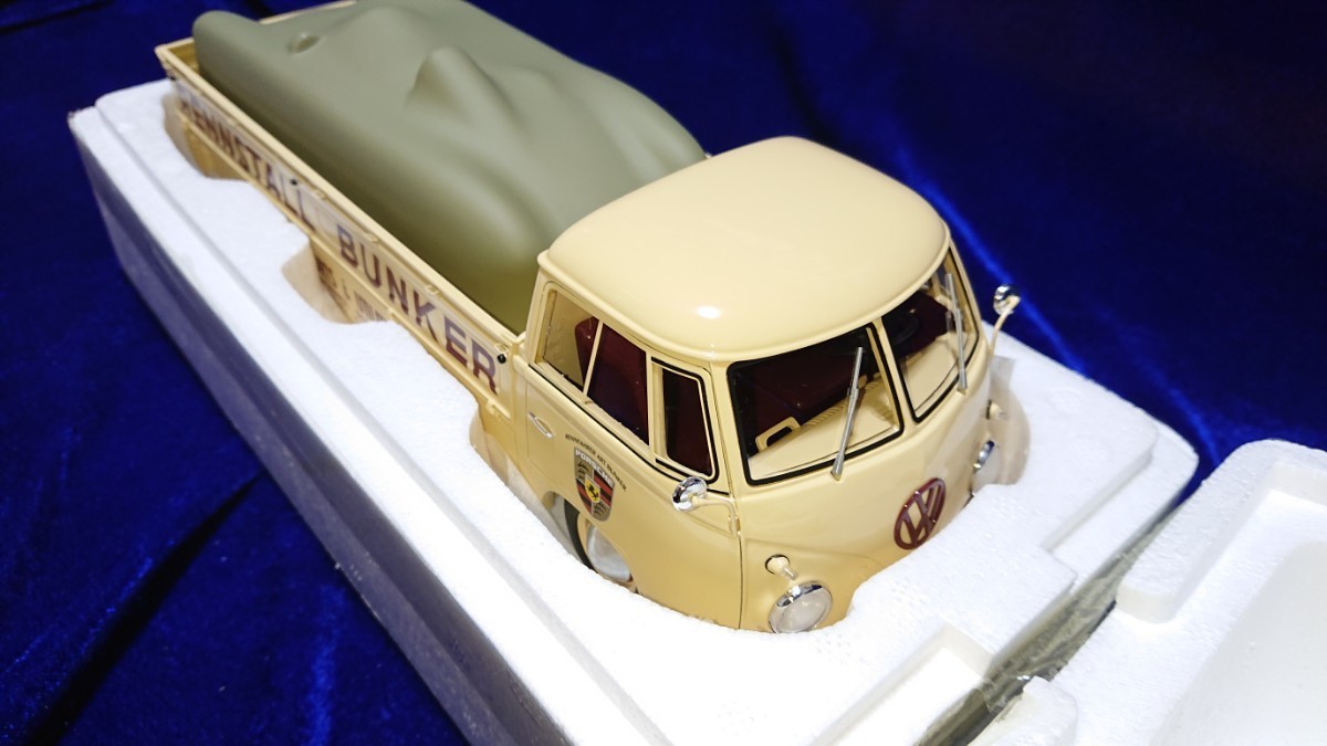 1/18 Schuco シュコー Volkswagen T1 TRANSPORTER ” Bunker ” Rennstall VW フォルクスワーゲン T1 タイプ2 レーシングトランスポーター_画像2