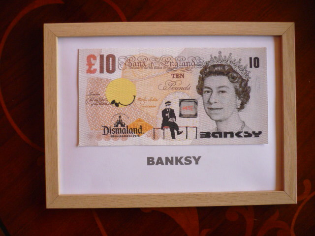  free shipping * Bank si-Banksy 10 pound * genuine work guarantee * canvas cloth * autograph equipped *Dismalandtizma Land. go in place ticket attached 64