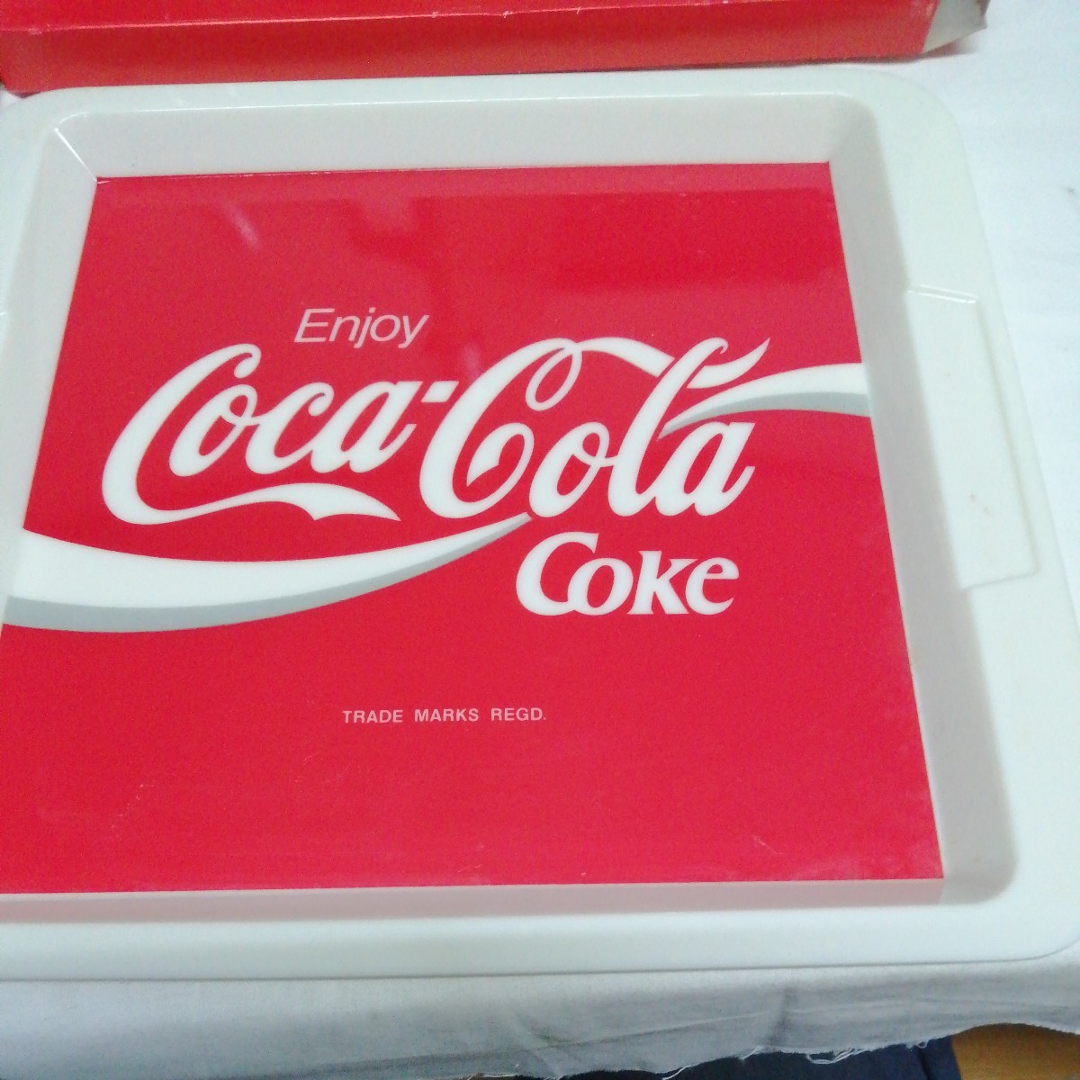 計2個 コカ・コーラ 昭和レトロ　トレー　お盆　アンティーク 箱入未使用品 (約30×27.5cm) Coca Cola 看板_画像9