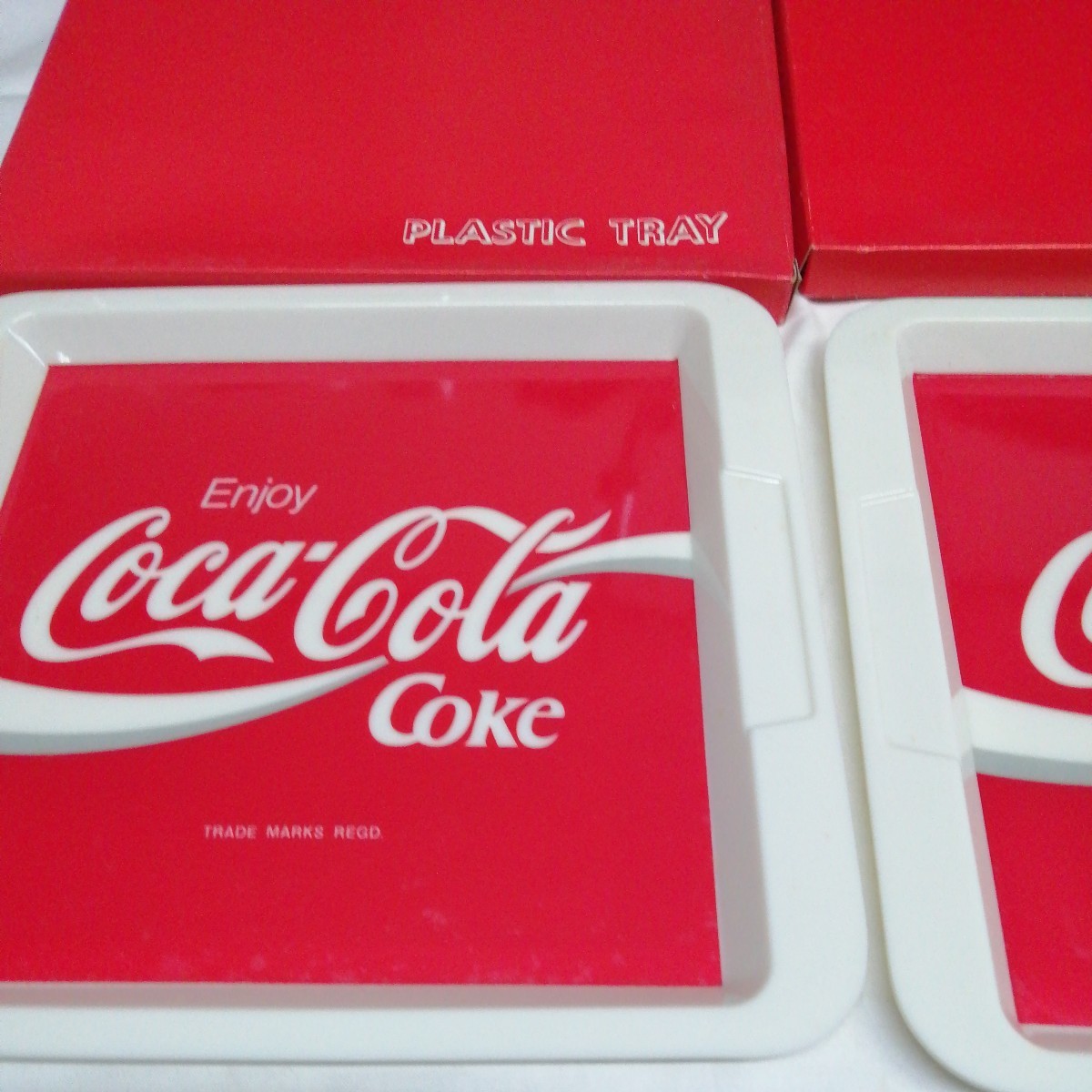 計2個 コカ・コーラ 昭和レトロ　トレー　お盆　アンティーク 箱入未使用品 (約30×27.5cm) Coca Cola 看板_画像10