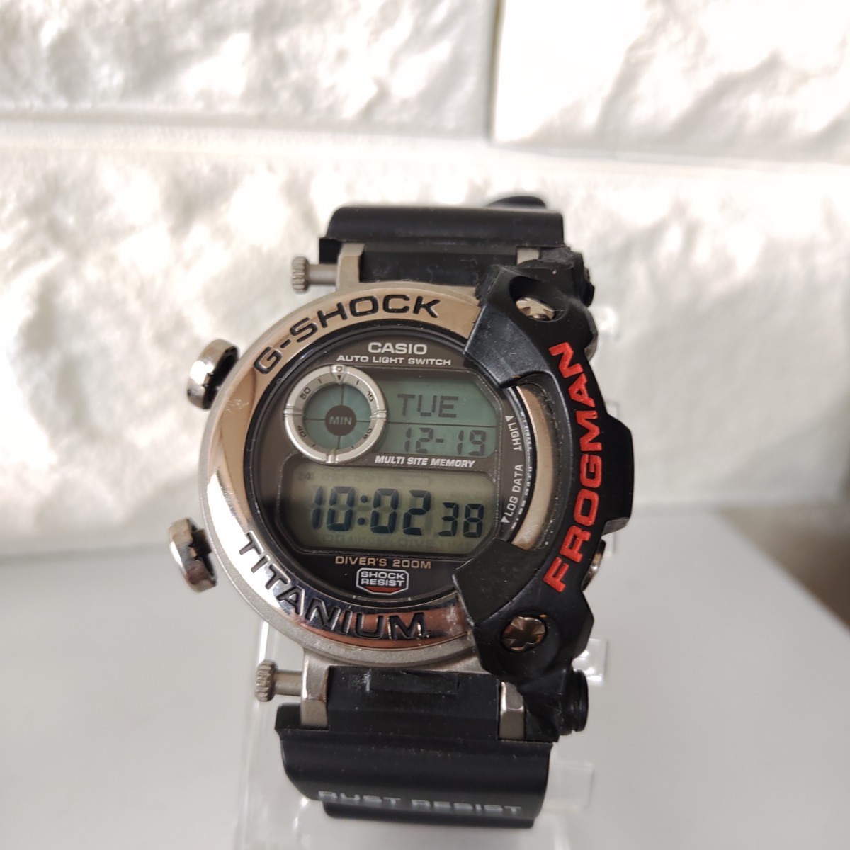 カシオメンズビンテージジーショックG-SHOCK フロッグマンFROGMAN DW-9900動作品 チタン ダイバー_画像1