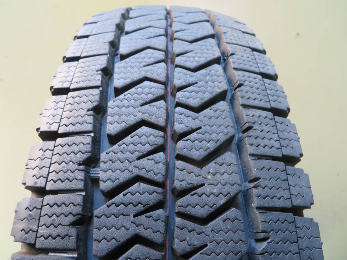 22年製 ブリヂストン ブリザック VL-10 195/80R15 107/105L LT 日産 E26 キャラバン NV350 純正 4本セット_画像8