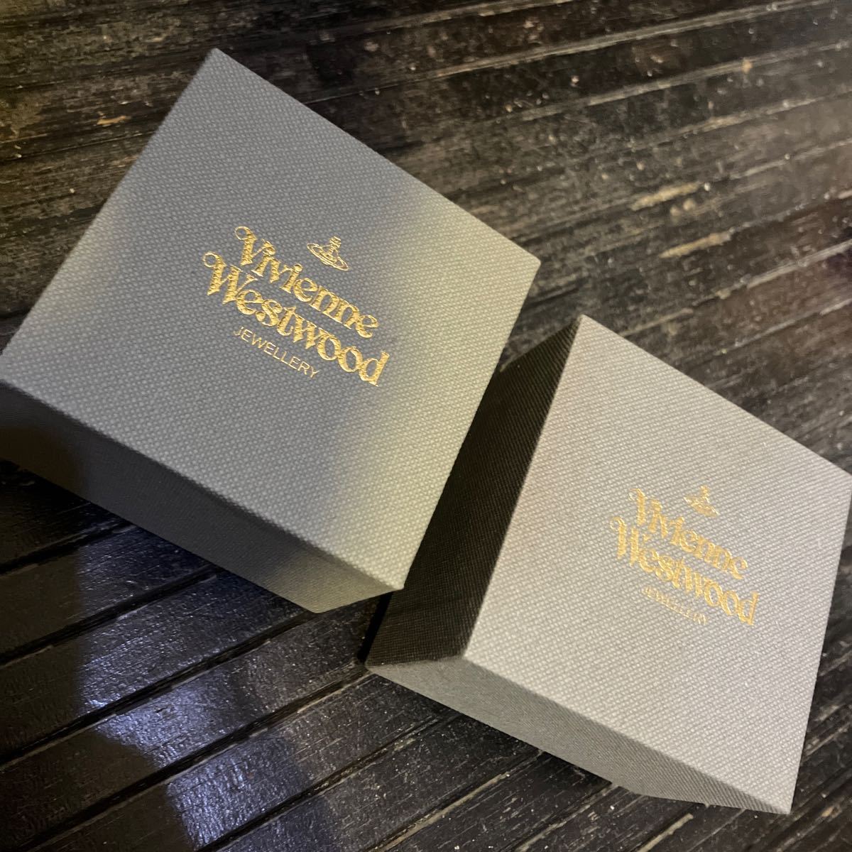 送料込●化粧箱のみ2個セット●正方形 アクセサリー用 Vivienne Westwood ヴィヴィアンウエストウッド ビビアン BOX_画像1