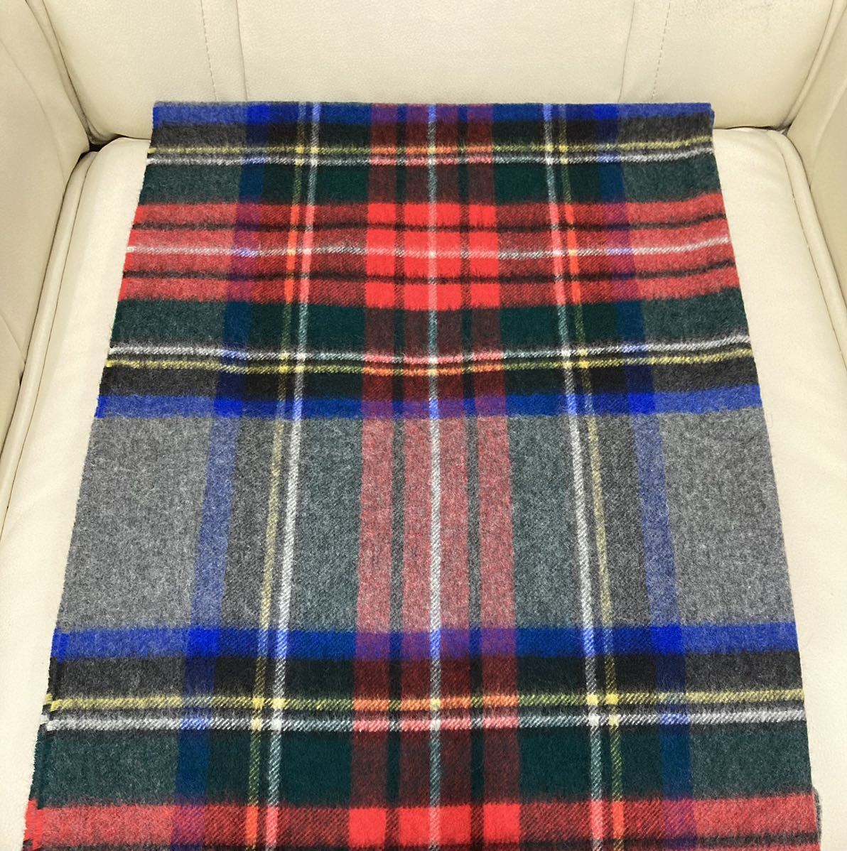日本別注】新品 ジョンストンズ カシミア ストール マフラー 日本別注】新品 ジョンストンズ カシミア ストール マフラー