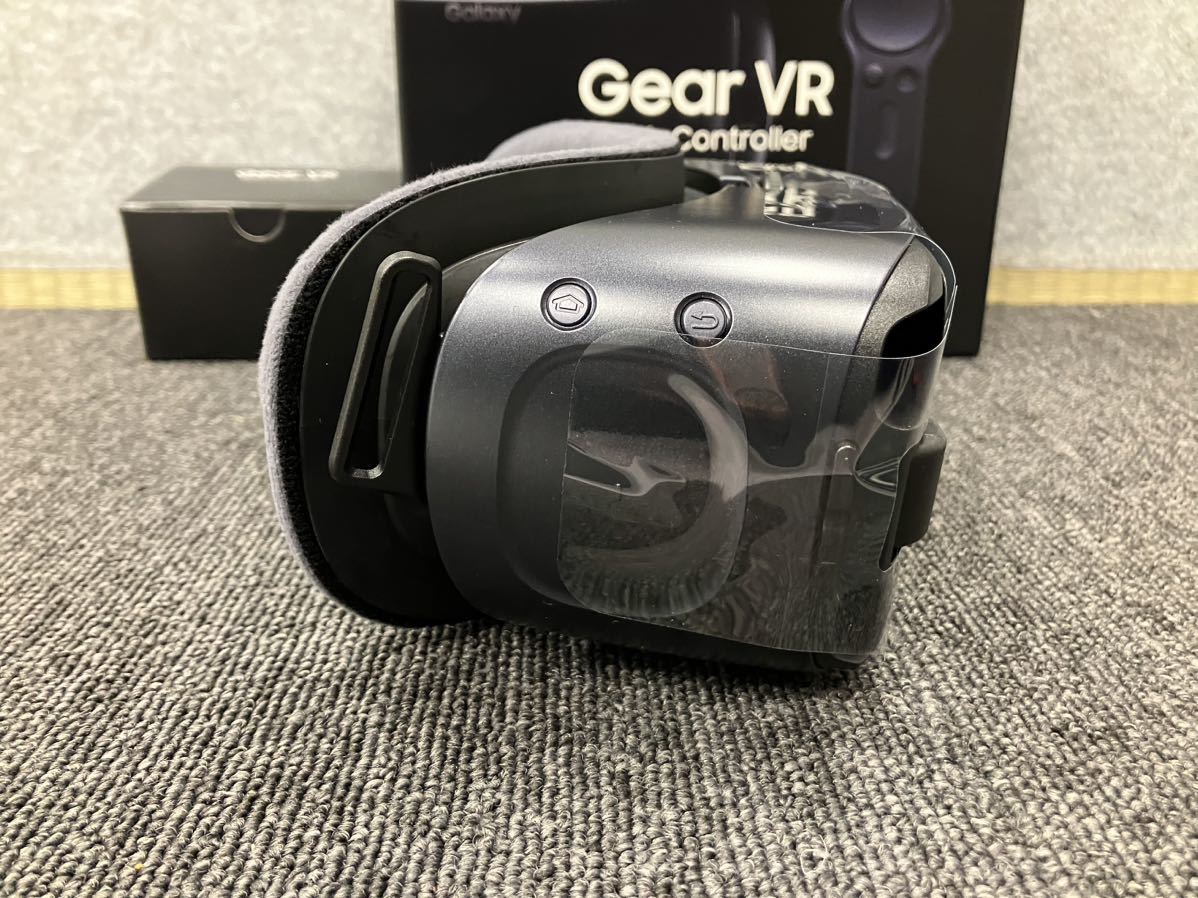 ■【売り切り】Galaxy（ギャラクシー）Gear VR with controller SM-R324NZAAXJP ②_画像4