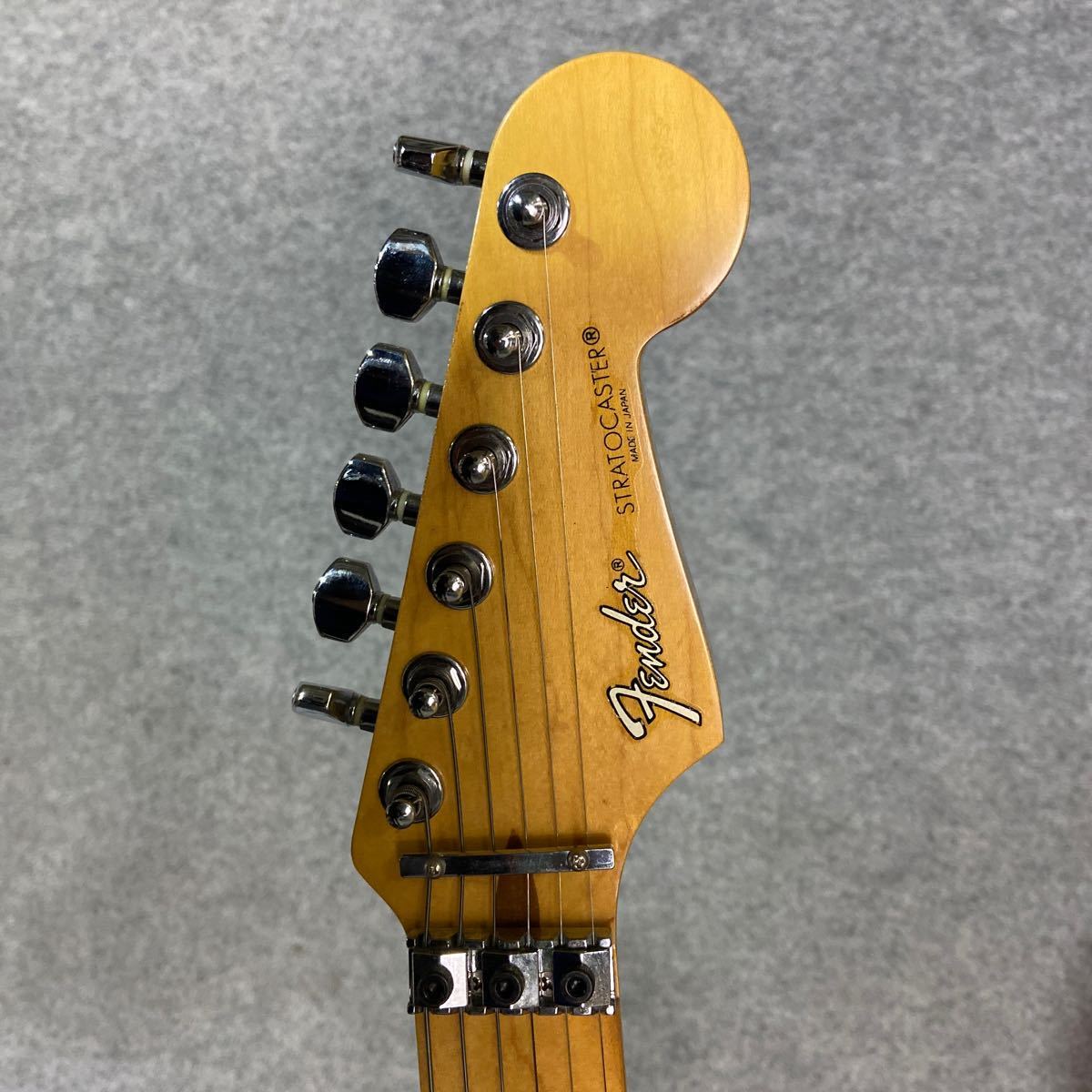 ◎【売り切り】Fender Japan（フェンダー）エレキギター Stratocaster _画像6