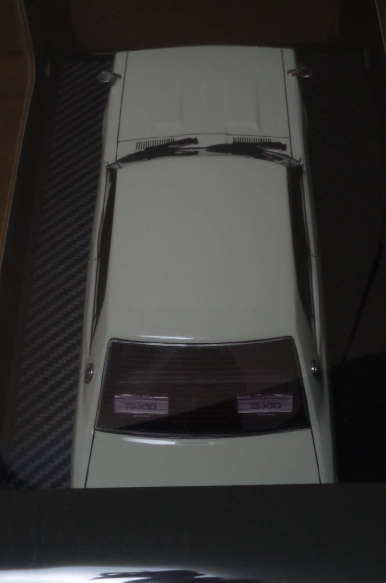 IG 1/18 Nissan Skyline 2000 GT-X (GC110) 白 White IG0968 現状品 イグニッションモデル ignition model スカイライン ケンメリ _画像6