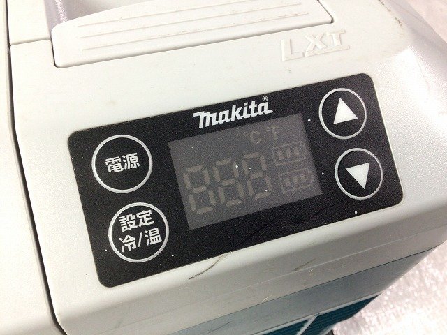 【送料無料☆彡ジャンク出品】makita マキタ 18V 充電式保冷温庫 CW180D 本体＋ACアダプタ コードレス クーラーボックス アウトドア 77739_画像8