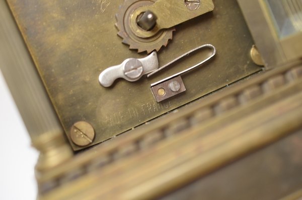 動作 フランス製 鍵巻式 置時計 枕時計 真鍮 角型 三面琺瑯画 女性 裸婦像 アンティーク 置き時計 機械式 キャリッジクロック_画像7