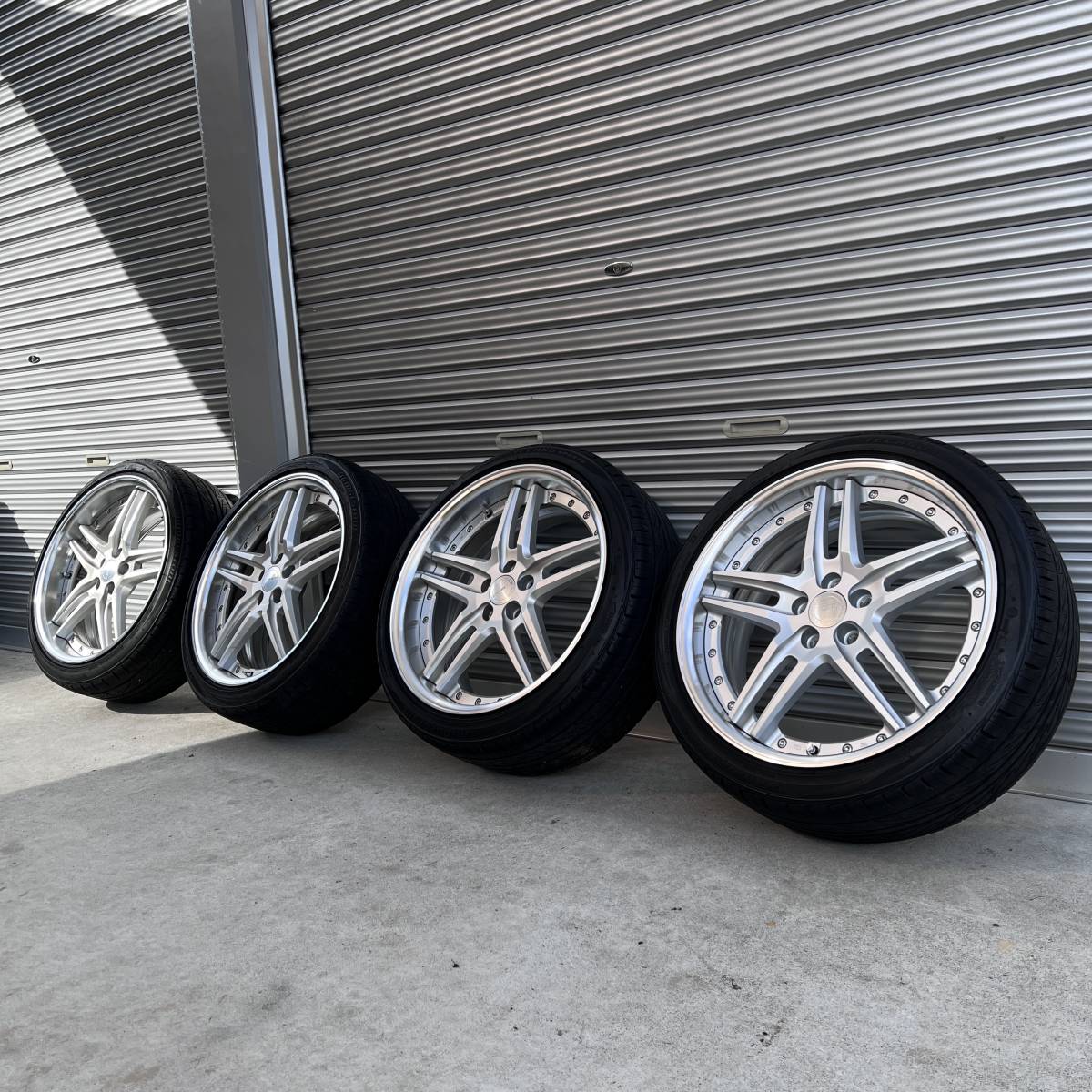 良品 WORK GNOSIS GR205 ワークグノーシス18インチホイール 良品 WORK GNOSIS GR205 ワークグノーシス18インチホイール