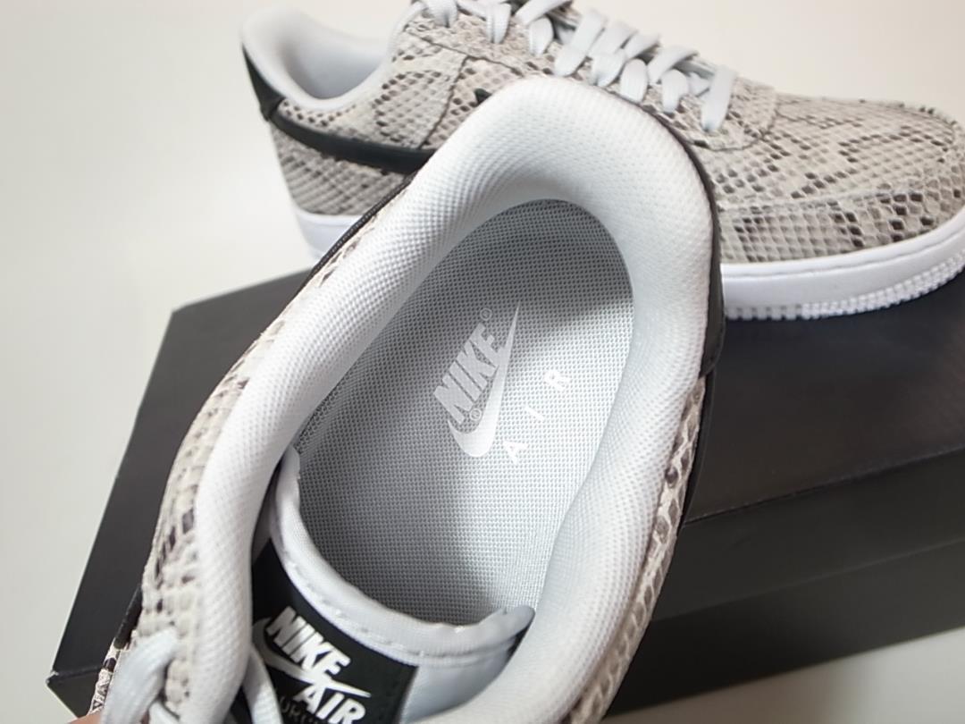 NIKE AIR FORCE 1 '07 PRM 26 5cm US8 5新品エアフォース NIKE AIR FORCE 1 '07 PRM 26 5cm US8 5新品エアフォース