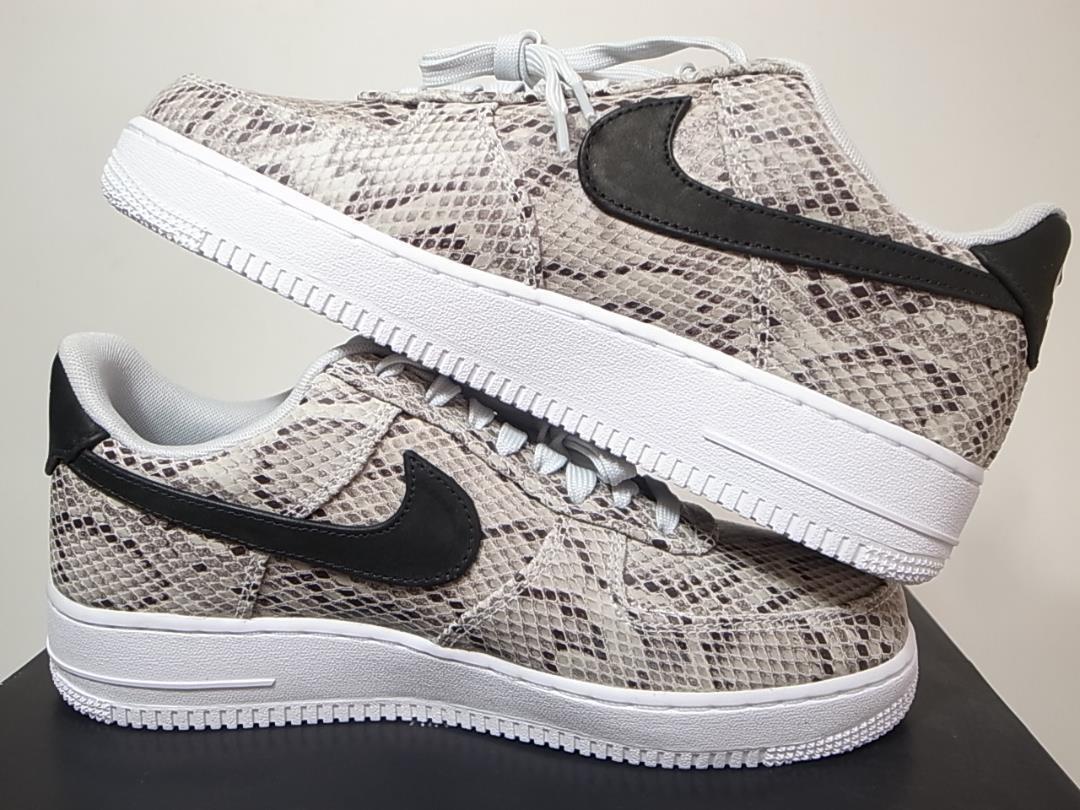 【送料無料】NIKE AIR FORCE 1 '07 PRM 26.5cm US8.5新品エアフォース スネークスキンSNAKE SNAKESKINヘビ柄 蛇 白蛇x黒アニマルBQ4424-100