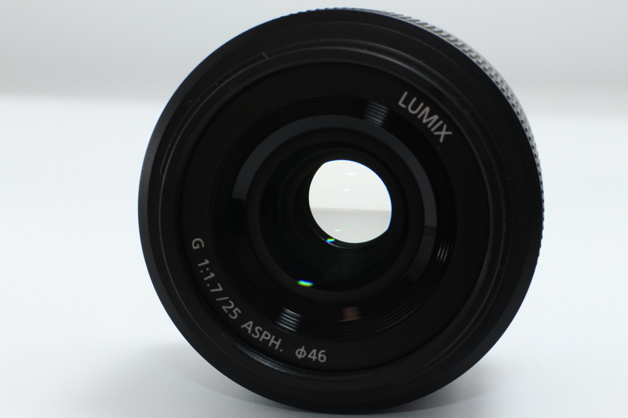 4401- パナソニック Panasonic 単焦点レンズ LUMIX G 25mm/ F1.7 ASPH. ブラック H-H025-K 超美品の画像2