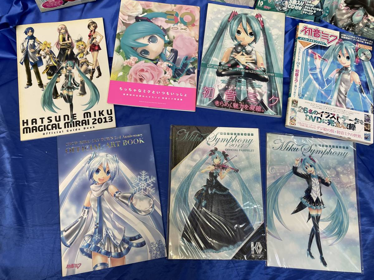 【ジャンク】初音ミク　パンフレット　ARTWORKS　Book ペーパークラフト　HATSUNE MIKU　 2016　マジカルミライ　VOCALOID　かるた_画像3