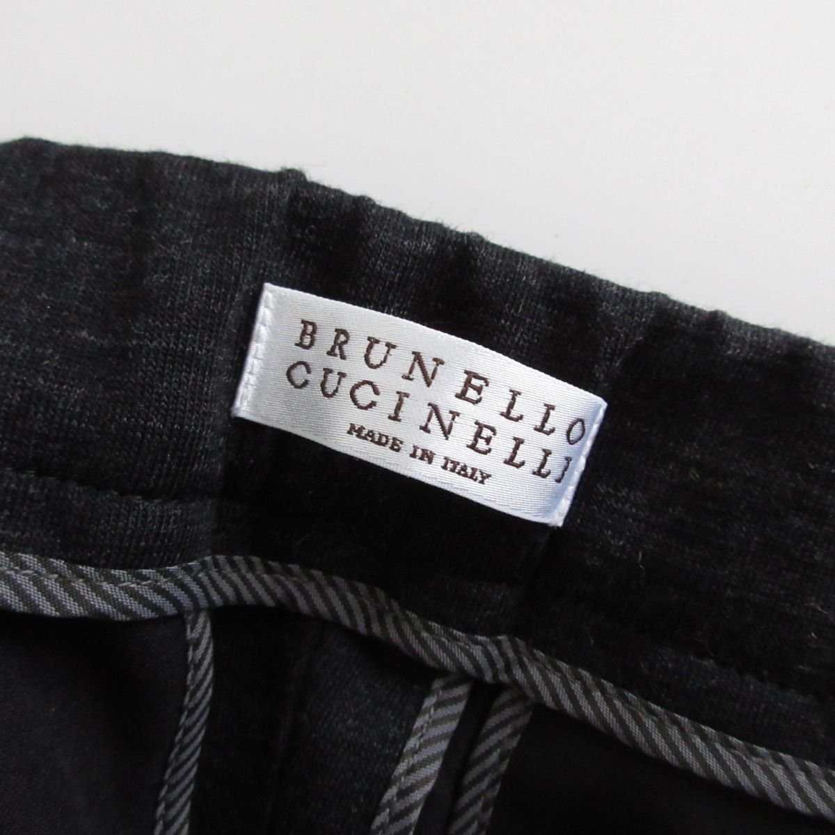 美品 BRUNELLO CUCINELLI ブルネロクチネリ ドロスト クロップド丈 イージーパンツ スウェットパンツ 36 チャコールグレー_画像7