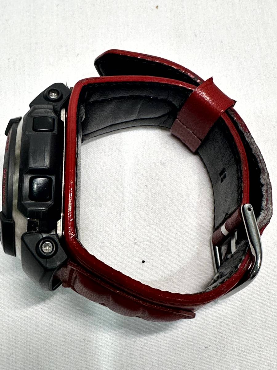[2400] 電池切れ 動作未確認 CASIO カシオ G-SHOCK G-300L／赤 クォーツ 腕時計 中古_画像2