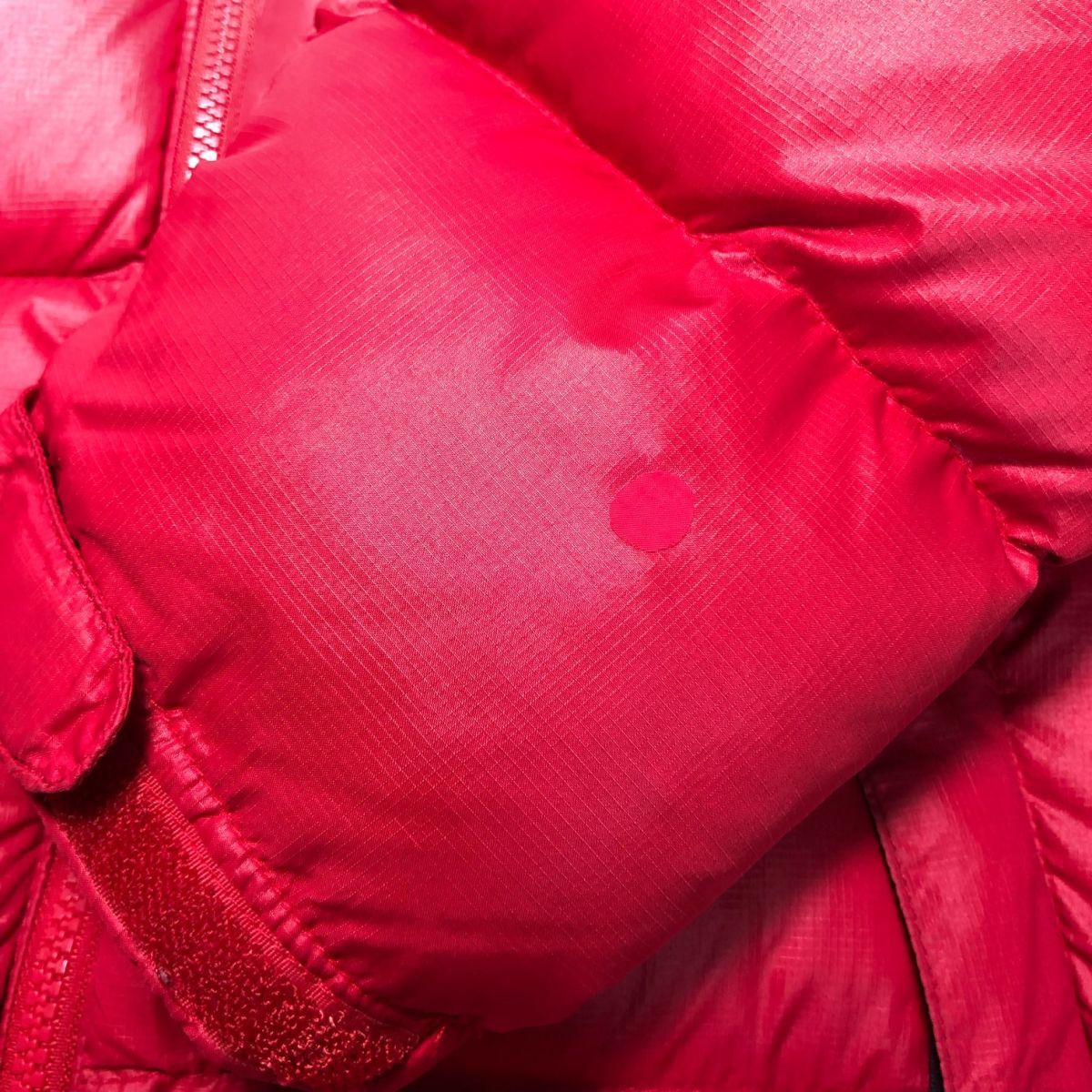 ノースフェイス ヌプシ ダウンジャケット メンズXSサイズ 正規品 赤 黒 レッド ブラック 本物 バルトロ ライト ヒマラヤン m2130_画像6