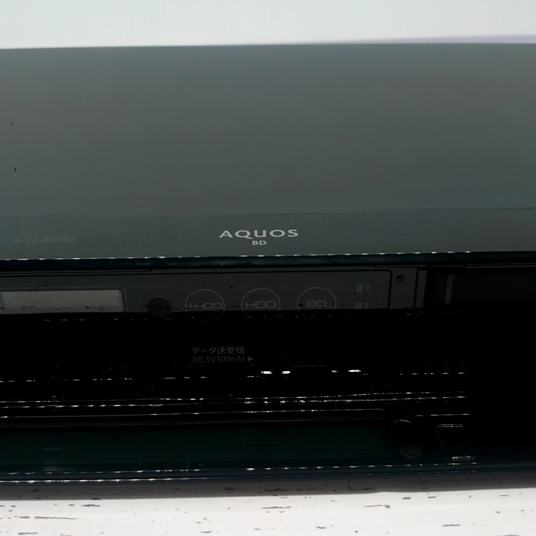 ■ SHARP AQUOS ブルーレイディスクレコーダー 2番組同時録画 BD-W1700 リモコン付き 2015年製 HDD/1TBシャープ 地デジ BD視聴確認済_画像4